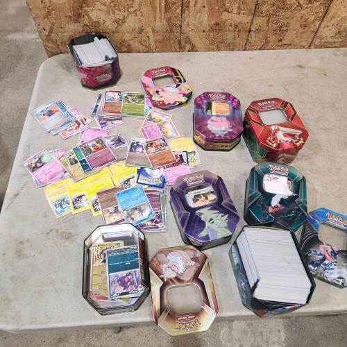100's of Pok&eacute;mon cards