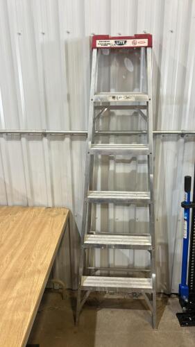 6&rsquo; Alum step ladder