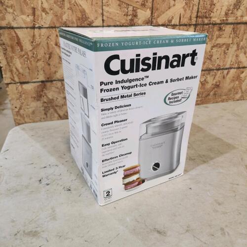 Ice cream maker