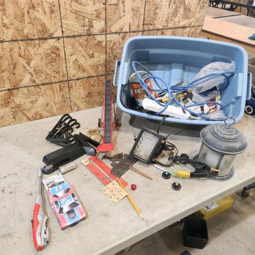 Floos light, power bars, etc.
