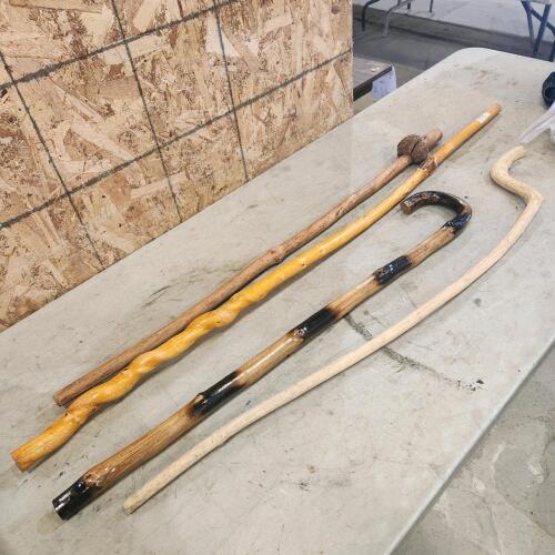 Woode walking sticks