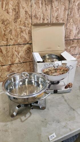 2 4Qt Chafing dishes