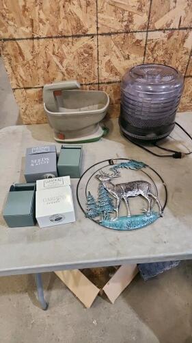 Dehydrator, garden accessories & decor