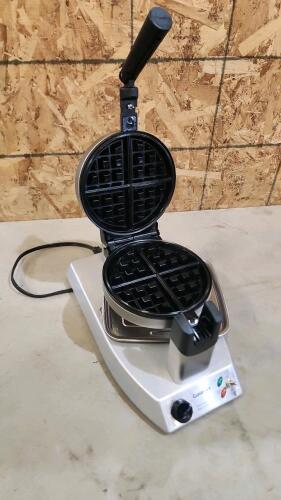 Waffle maker