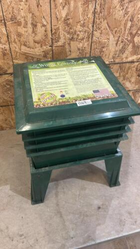 Worm composter