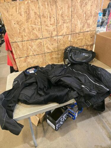 2XL Motorcycle jackets & saddle bag