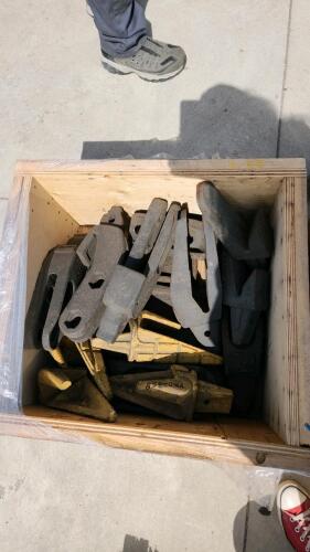 Excavator bucket teeth