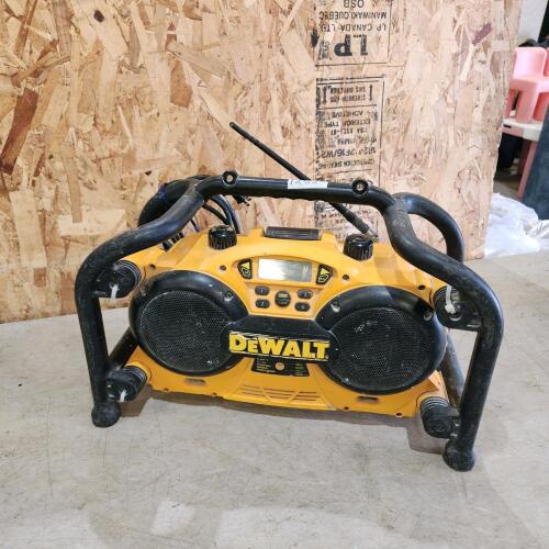 Dewalt jobsite radio