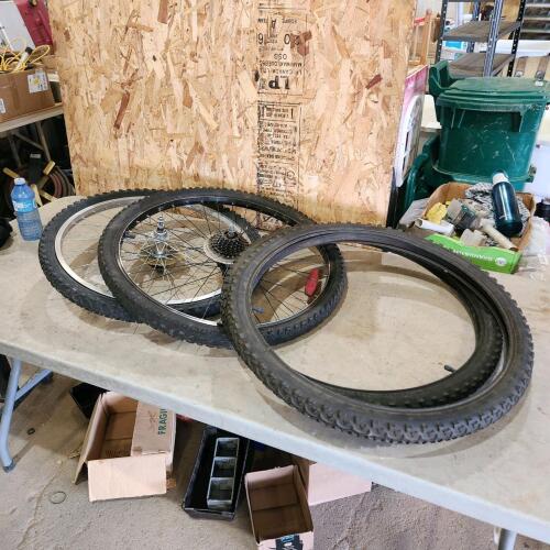 Bike wheels & tires