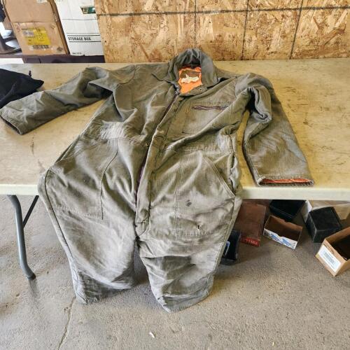 Coveralls sz unknown