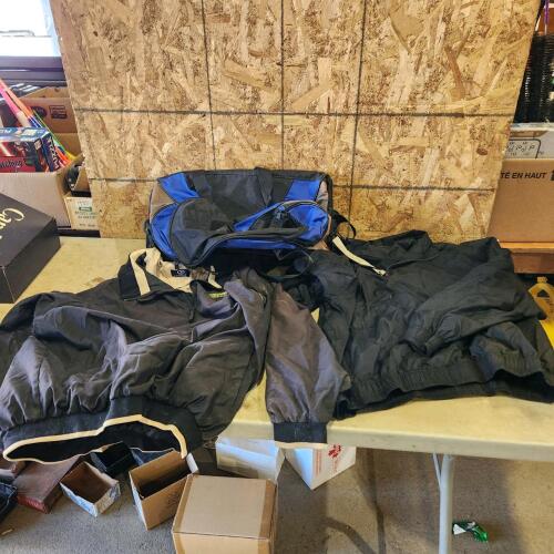 2 XL spring jackets, duffle bag
