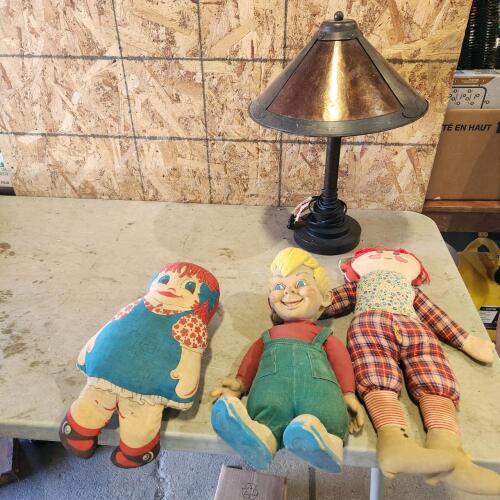 Vintage rag dolls, lamp