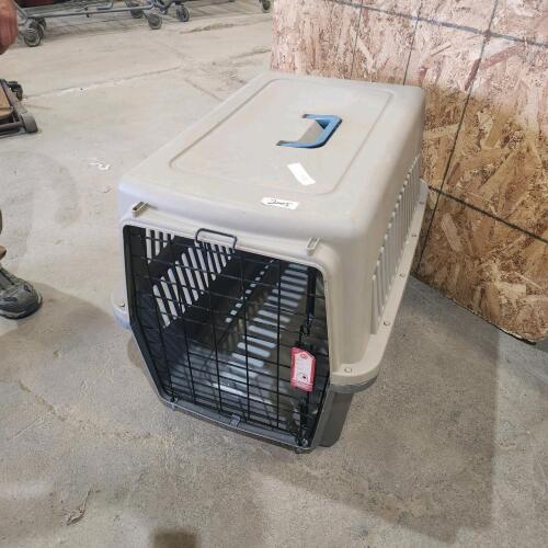 Pet crate 29"L 20"W 24"H