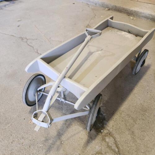 Wooden kids wagon