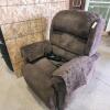 Smoke free working electric lift chair
