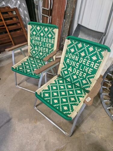 2 Lawn chairs