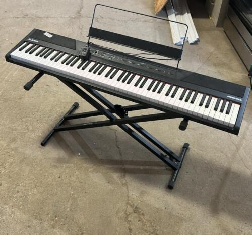 Keyboard w stand