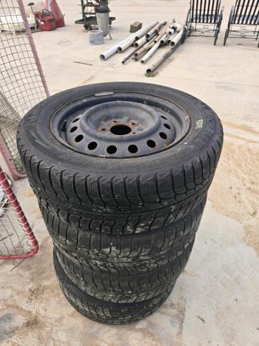 4 Winter wheels, 225/55R16, 50% thread