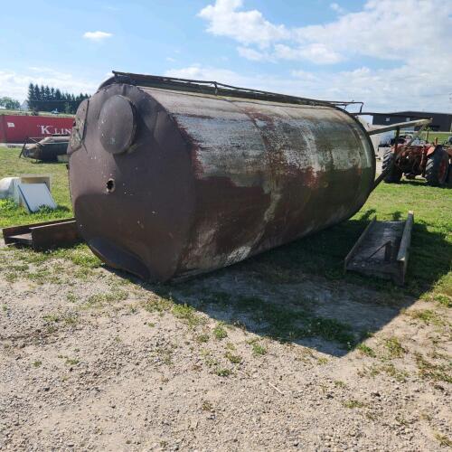 Steel hopper bottom bin 7'W 20'H w 2 I beams 25"W 10'L