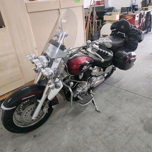 2002 Yamaha motorcycle, 38,000km, with cover, running order , w ownership