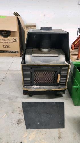 Air tight wood stove 26"W 20"D 41"H