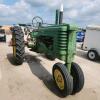 JD B running gas tractor
