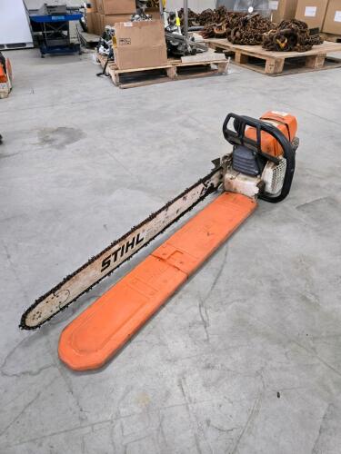 Stihl MS660 32" working chainsaw