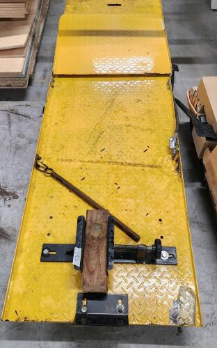 Air lift table 27"W 87"L