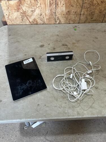 iPad 3rd gen w cellular in good working order