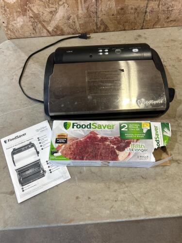 Food saver vacuum sealer