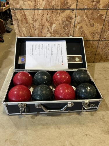 Bocce ball set