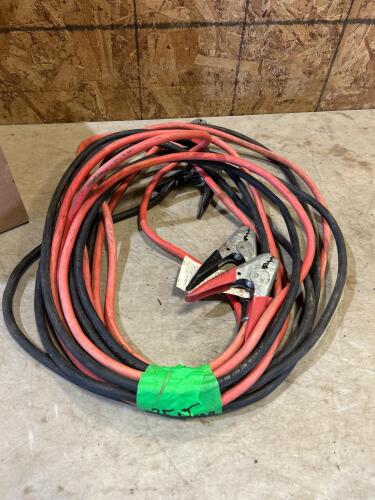 25&rsquo; 2 Gauge booster cables