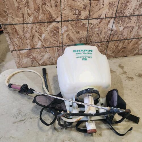 4 Gal backpack sprayer