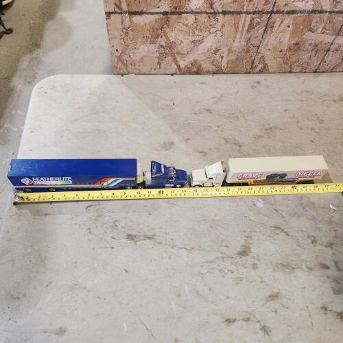 2 Diecast transport trucks