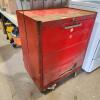 29"L 18"W 33"H Locking toolbox - 2