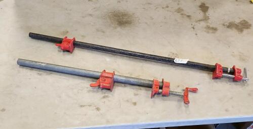 2 Pipe clamps