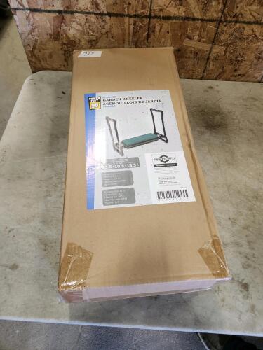 Unused Garden kneeler