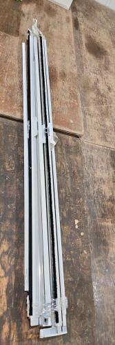 Retractable screen doors condition unknown