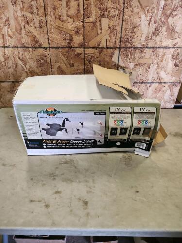 Snow goose decoys