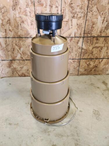 Electric deer feeder