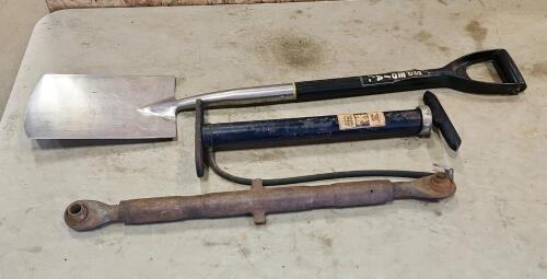 Shovel, top link, air pump