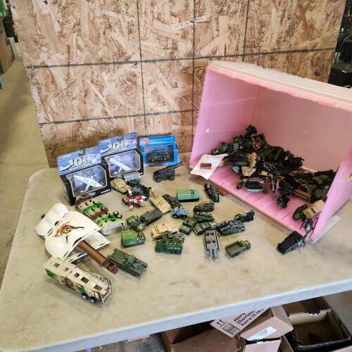 Plastic & diecast army toys