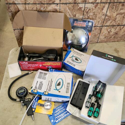 Digital oil meter, drill pumps as is