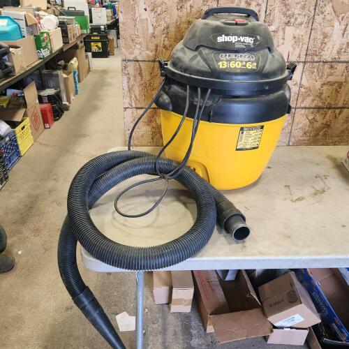 13 Gal shop vac missing wheels