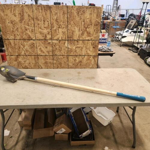 Round mouth shovel