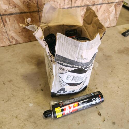 6 Tubes of concrete adhesive