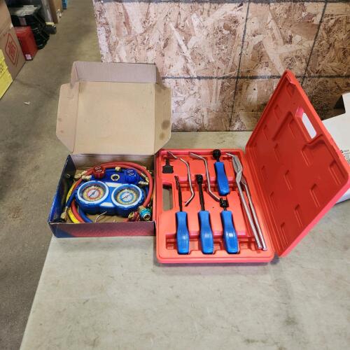 Air conditioning guages, brake tool set