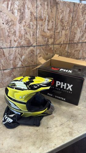 New Adult Large dirtbike helmet