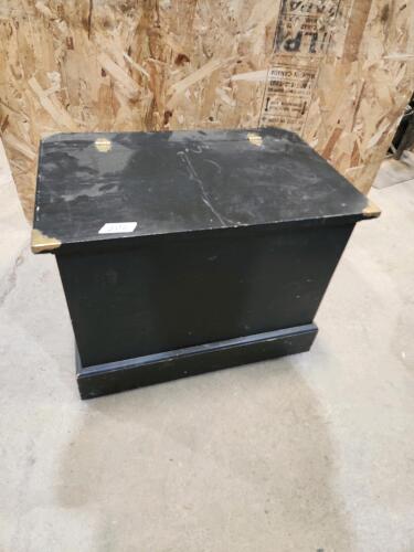 Wooden chest on wheels
