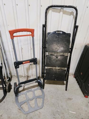 Kubota folding dolly, 3 step ladder